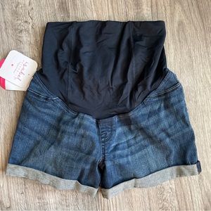 Isabel by Ingrid & Isabel Maternity Crossover Panel Midi Shorts Size 4/27